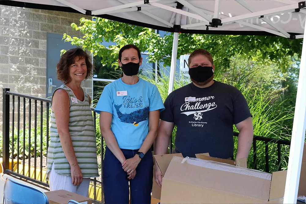 Volunteers for Lunch at the Library